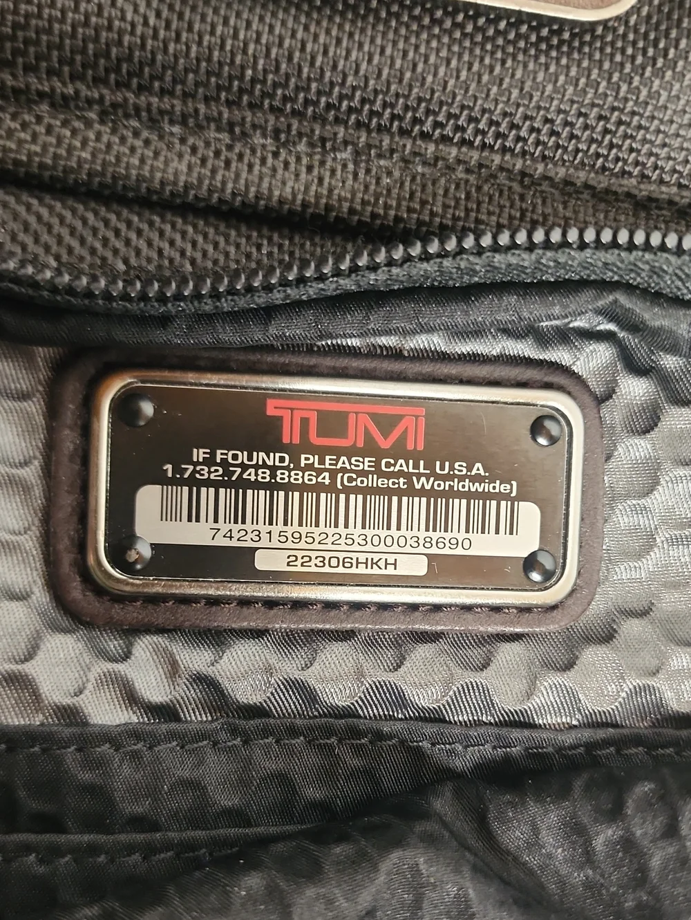 Tumi Black Messenger Crossbody Bag w/Brown Leather Accent Minimalist Man Bag WOW